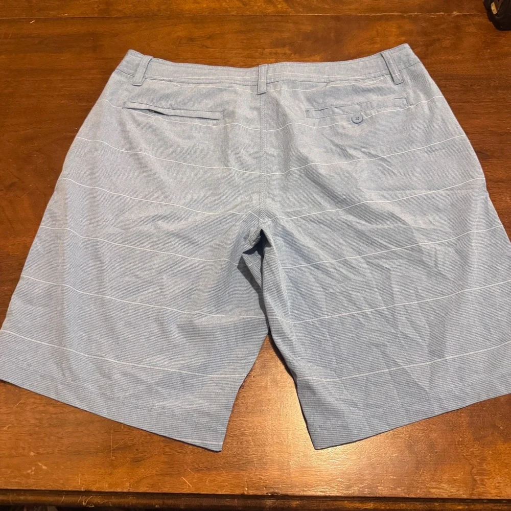 NWOT Hang Ten Mens Hybrid Shorts Size 36 Blue Striped Board Shorts Casual Summer